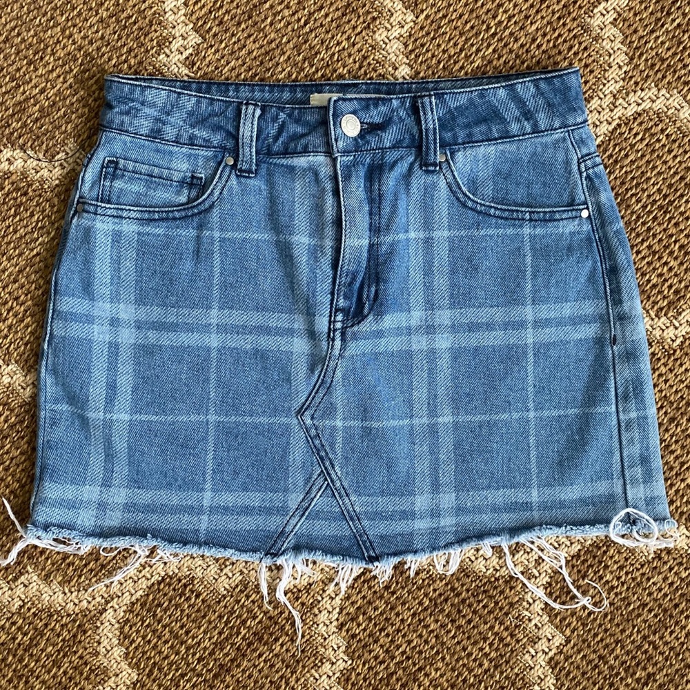 PacSun Plaid Frayed Denim Mini Skirt - Picture 2 of 8